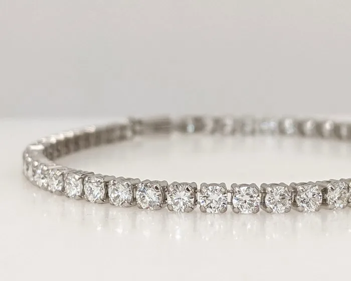 Tennis bracelet - 14 kt. White gold - 3.15ct. tw. Diamond (Lab-grown) - D-E VVS IGI CERTIFIED