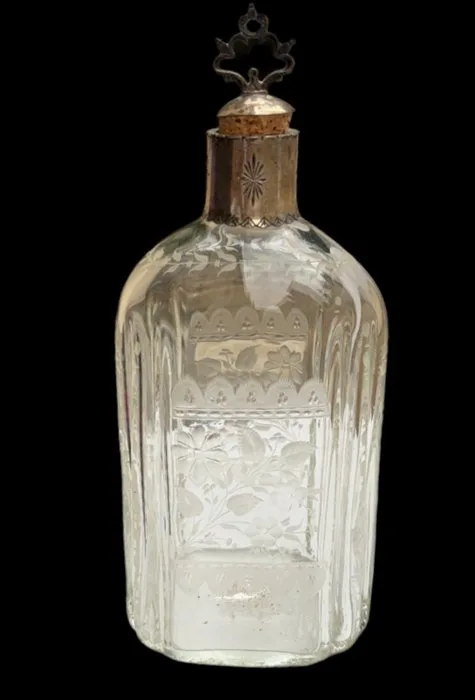 Bottle - • Hand-blown glass bottle, late 19th-century Venetian Art Nouveau style and silver - EXCLUSIVE