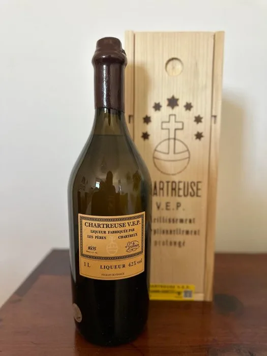 Chartreuse - VEP Yellow - b. 2026 - 1.0 Litre