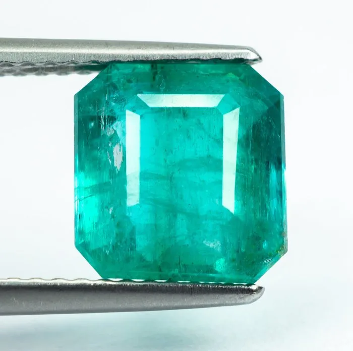 Emerald - 3.01 ct - Gem Report Antwerp (GRA) - Intense Green (Minor Oil)