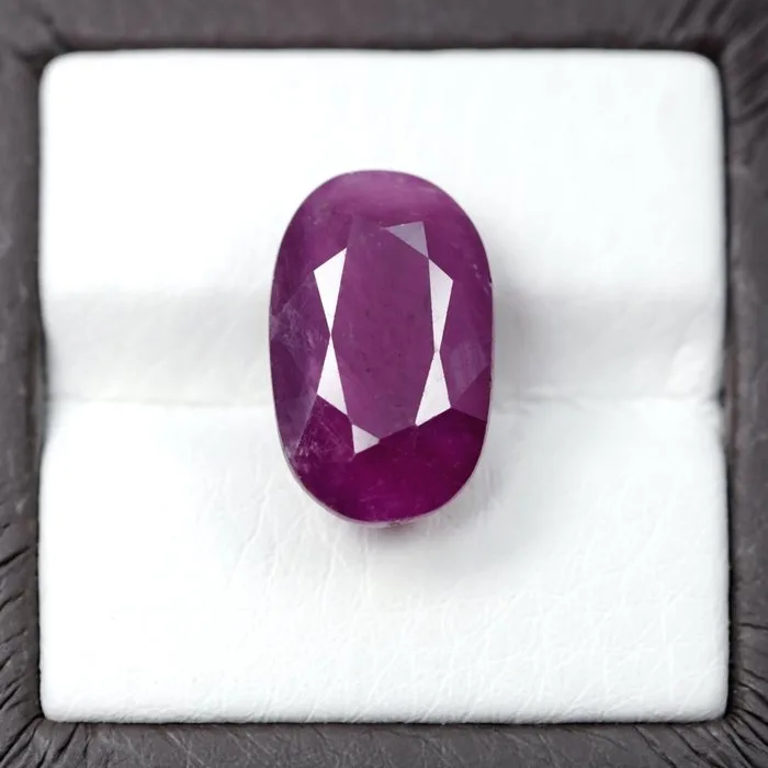 1 pcs Red Ruby - 11.99 ct - Bellerophon Gemlab