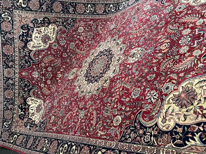 Isfahan cork-wool on silk - Rug - 310 cm - 200 cm