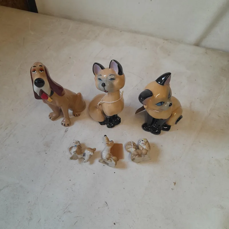 Mixed era and size Wade Disney figures