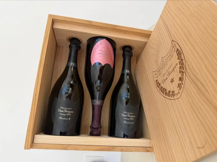 Dom Pérignon, Collection Case: P2 Rosé 2000, P2 Brut 2002 & 2008 - Champagne Rosé, Brut - 3 Bottles (0.75L)