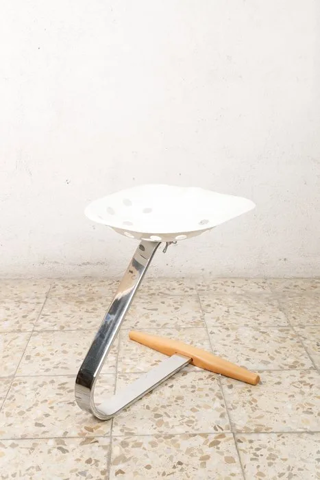 Zanotta - Achille Castiglioni - Stool - Mezzadro - White - Steel, Wood