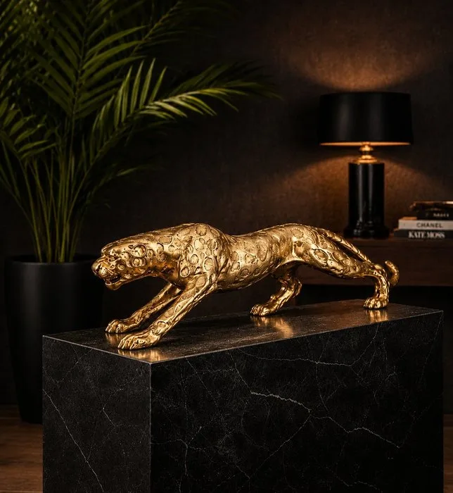 Sculpture, XL Gouden Panter Sculptuur – 80 cm breed– Luxe Design Object – Moderne Interieur Eyecatcher - 20 cm - Resin