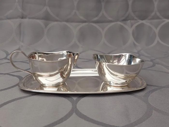 Wilhelm Binder (est. 1869) Schwäbisch-Gmünd - Sugar and cream set (3) -.835 silver