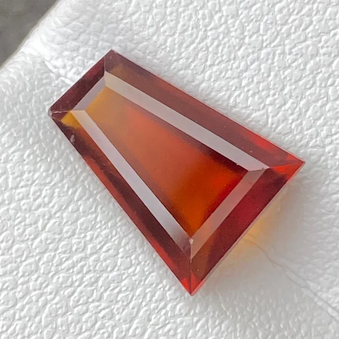 Orange Garnet - 4.18 ct - International Colored Gemstone Association (ICA GemLab) - Red Hessonite