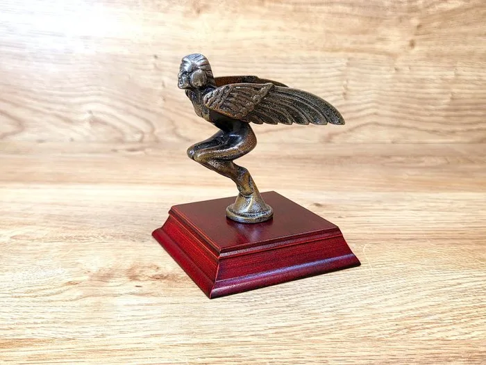 Bonnet ornament (1) - Marcel Bonnot - 1920-1930