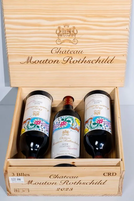 2023 Château Mouton Rothschild - Pauillac 1er Grand Cru Classé - 3 Bottles (0.75L)