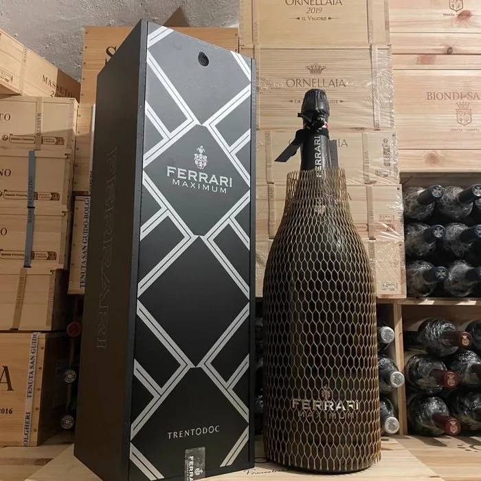Cantine Ferrari, Maximum Blanc de Blancs - Trentino Brut - 1 Mathusalem (6.0L)