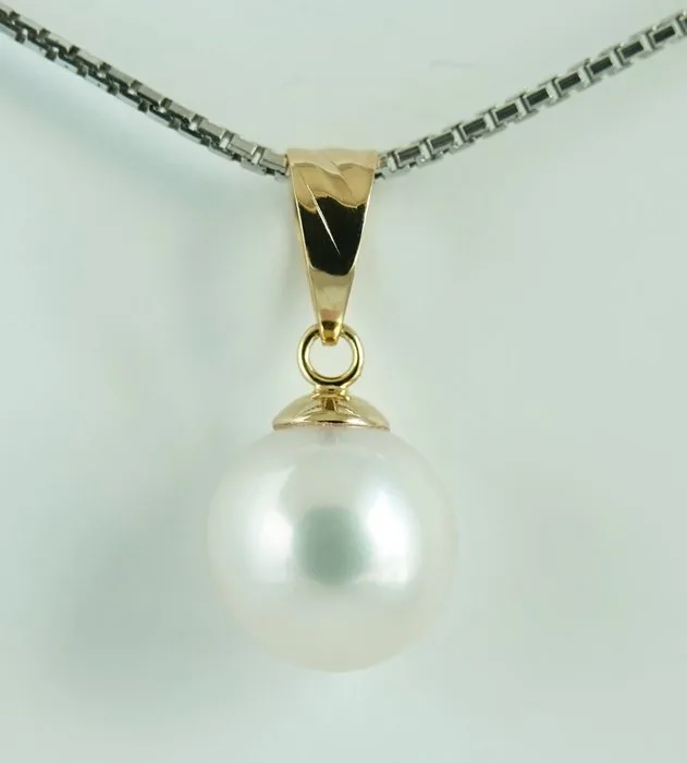 Pendant - 18 kt. Yellow gold Pearl - Akoya, Round, 8.65 mm