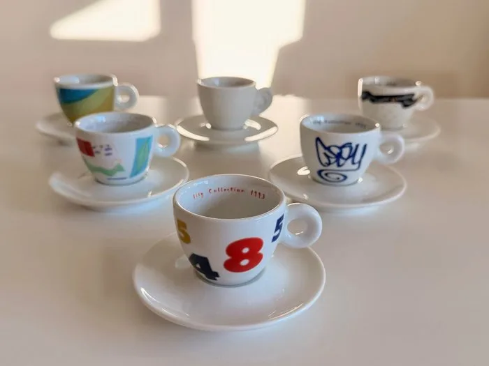 Illy Collection 1993, Richard Ginori - Franco Fontana, Giorgio Galli, Francesco Illy, Paolo Rossetti, Beatrice Santiccioli, Annamaria - Coffee set - Porcelain - Arts and crafts