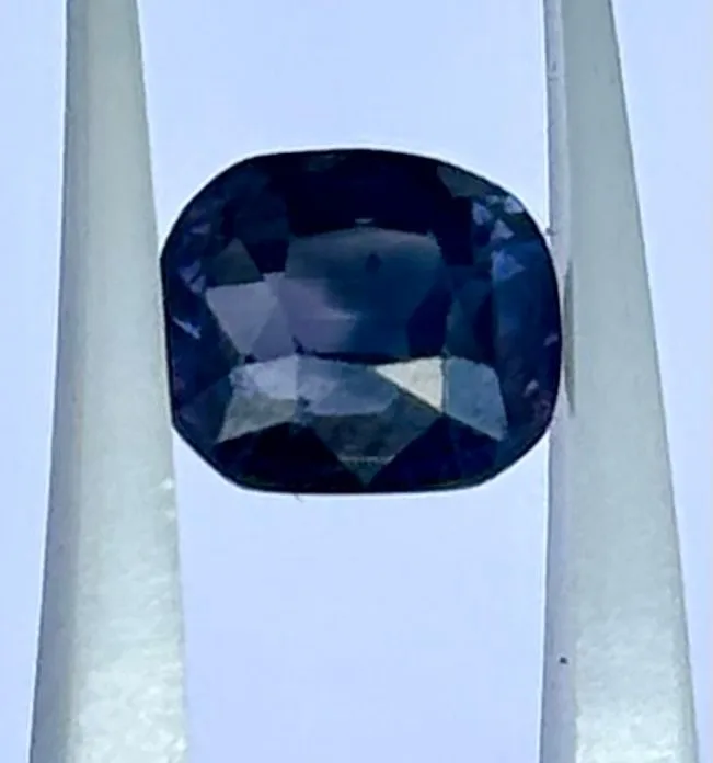 1 pcs Purple, Blue Sapphire - 1.65 ct - Antwerp Laboratory for Gemstone Testing (ALGT)