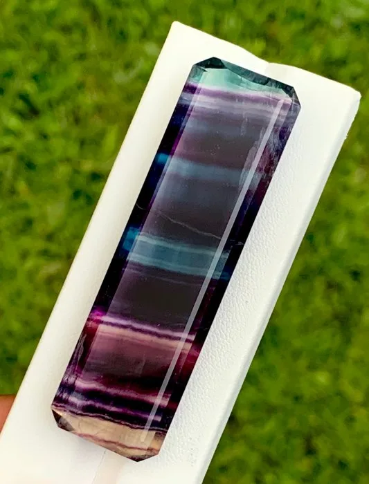 1 pcs Multicolour Fluorite - 116.17 ct - International Colored Gemstone Association (ICA GemLab)