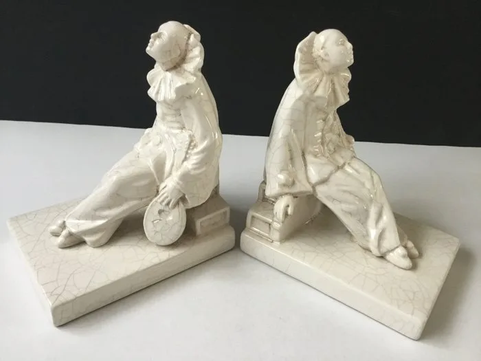 Émaux De Louvière - Stijl Max le Verrier - Bookends (2) - crackled glaze - Pierrots with mandolin