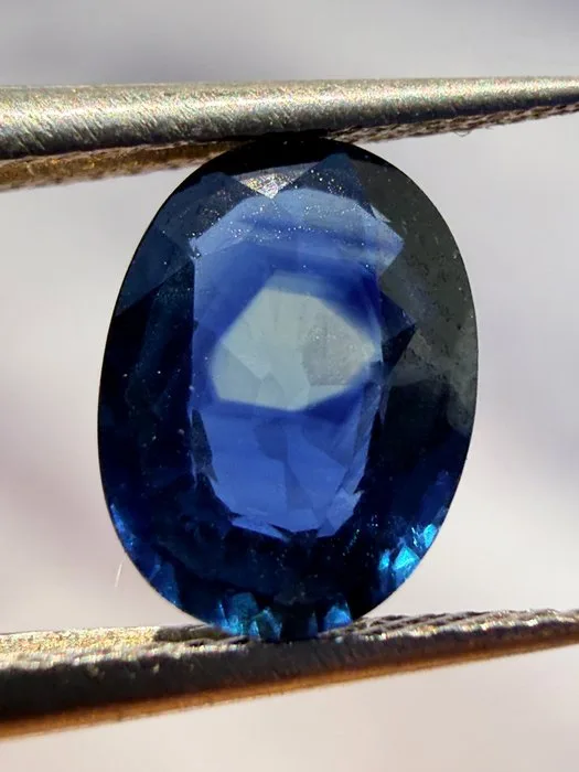 Blue Sapphire - 1.42 ct - Antwerp Laboratory for Gemstone Testing (ALGT)