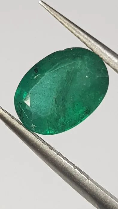 1 pcs Green Emerald - 2.58 ct - Antwerp Laboratory for Gemstone Testing (ALGT) - Intense Green