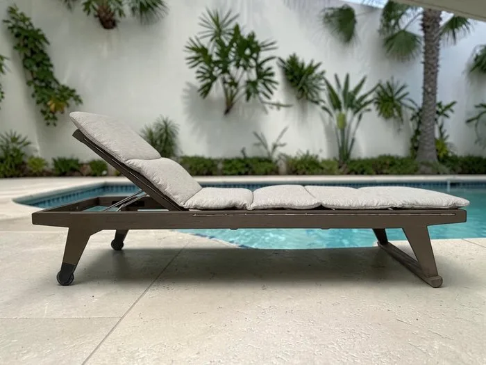 B&B Italia - Antonio Citterio - Gio - Bed - "NEW" Solid teak wood / polypropylene