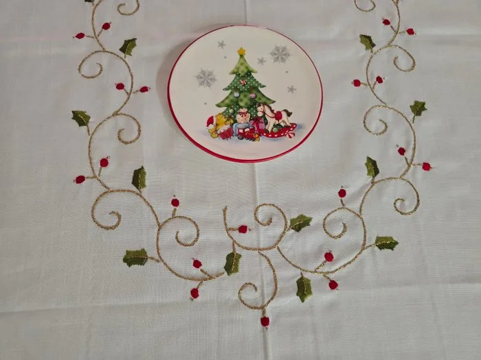 Elegante Tovaglia Natalizia ricamata a mano su misto lino NO TOVAGLIOLI Christmas tablecloth - Tablecloth - 270 cm - 175 cm