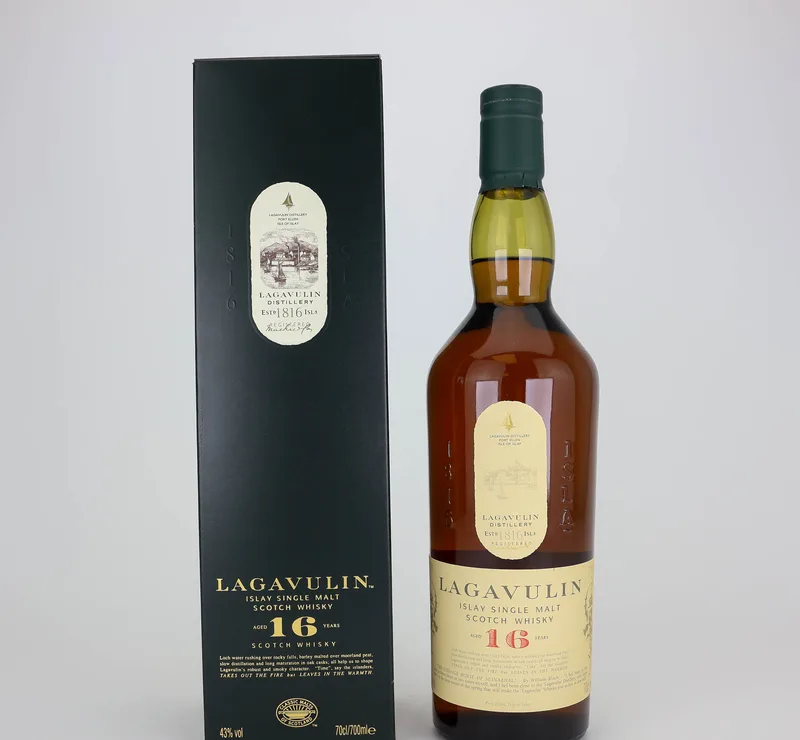 Lagavulin – 16 Years Old