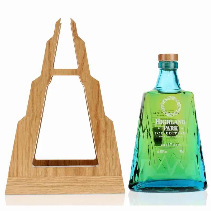 Highland Park 17 Year Old Viking Realm - Ice (70cl, 53.9%)