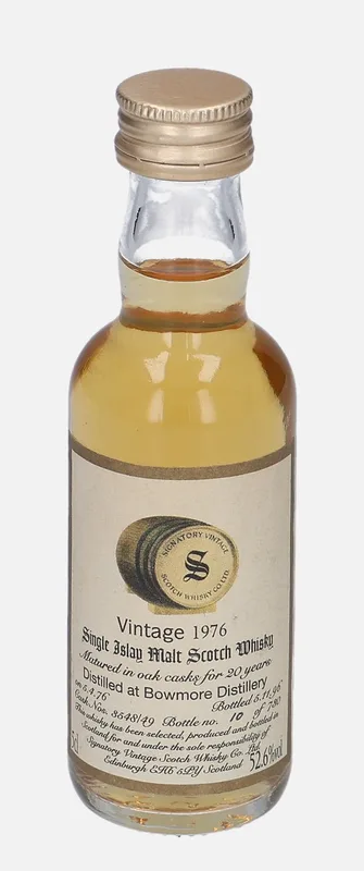 Bowmore – 1976 20 Year Old Signatory Vintage Scotch Whisky Co.