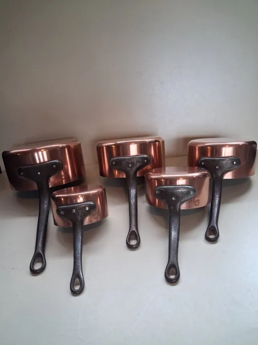 Fabrication Francaise - Pan - Copper, zinc - 5-piece pan set