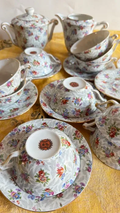 S L Limoges - Coffee set (22) - Porcelain, Gold plated