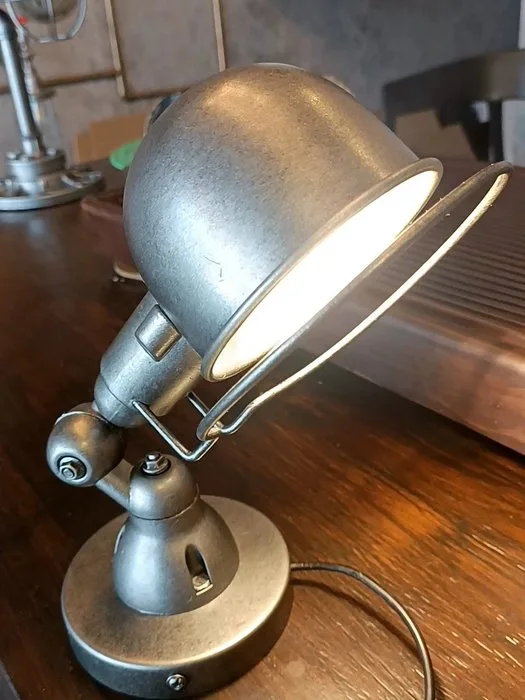 Table lamp - Industrial-Style Vintage Iron Wall/Table Lamp - Wrought iron