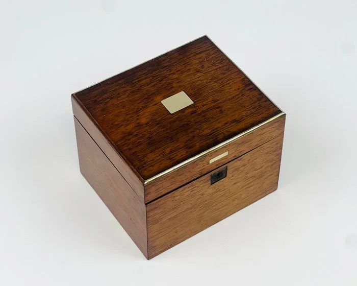Casket - walnut wood - theekist