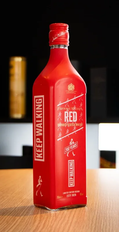 Johnnie Walker Red Label 200th Anniversary Icon Edition (70cl, 40%)