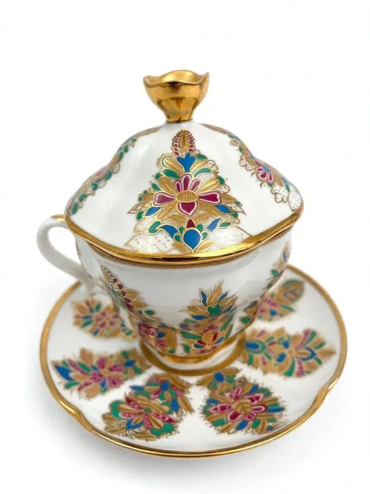 Lomonosov Imperial Porcelain Factory - Cup and saucer (3) - Porcelain - Imperial Lidded Trio 2012