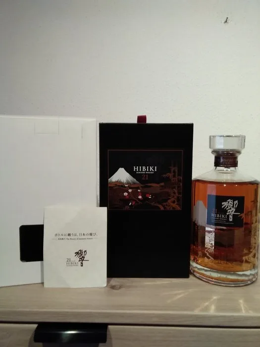 Hibiki 21 years old Kacho Fugetsu - Suntory - 700ml