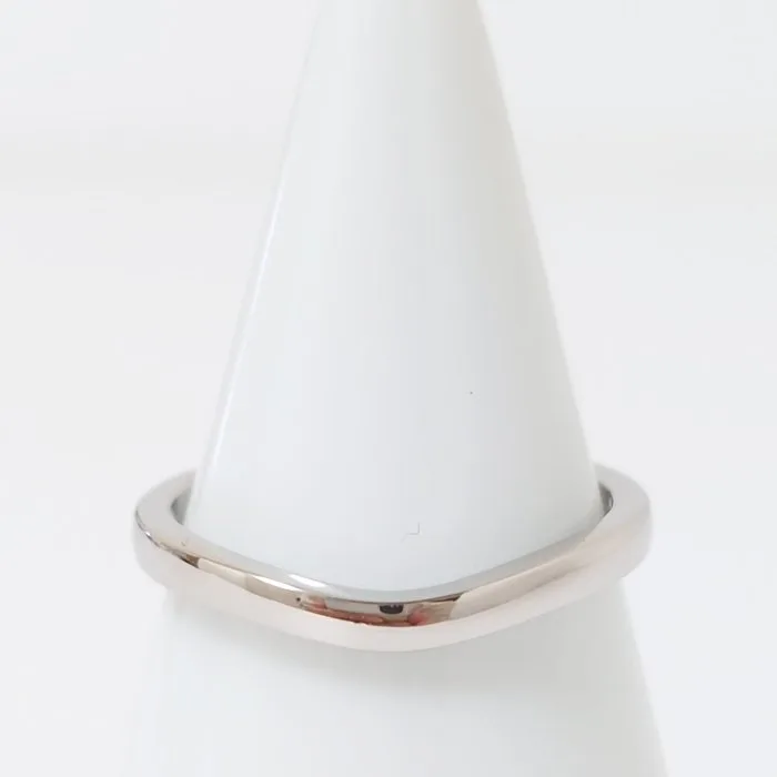 Cartier - Ring - Ballerine Curved Platinum
