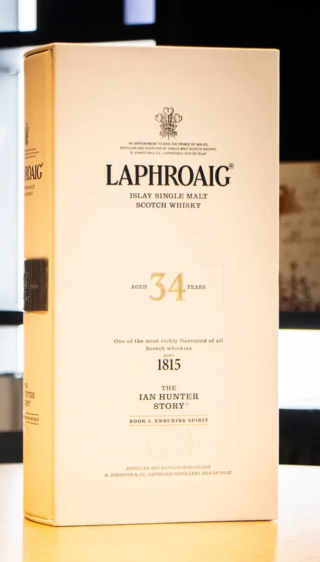 Laphroaig – The Ian Hunter Story Book 5: Enduring Spirit 34 Year Old