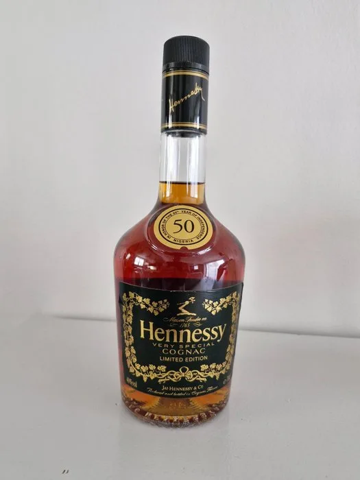 Hennessy - VS Nigeria 50th Anniversary of Independence - b. 2010 - 70cl