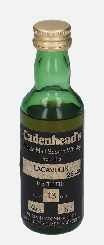 Lagavulin – 13 Year Old Wm. Cadenhead Chess Set