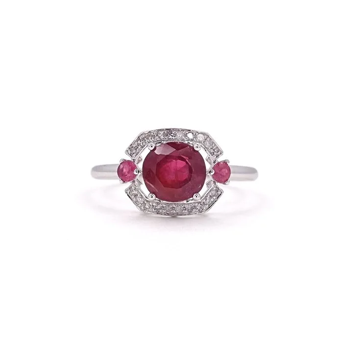 Ring - 14 kt. White gold - 1.30ct. tw. Ruby - Diamond