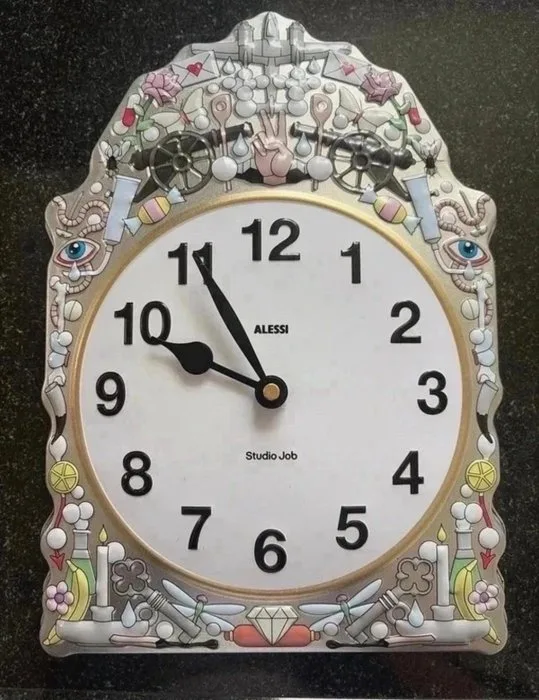 Comtoise Wall Clock and Stand - Studio Job x Alessi - Jobshop Limited Edition Collectors Version - Alessi - Contemporary - Tinplate with decoration - 2010-2020