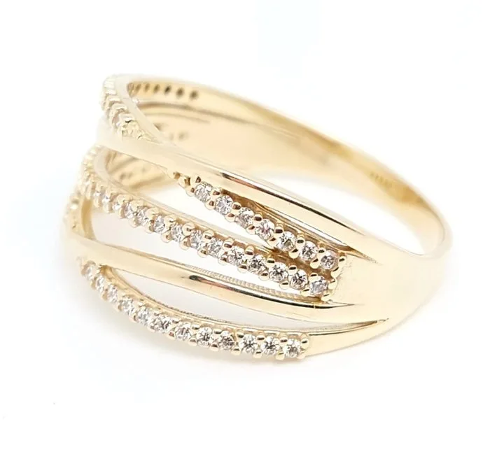 Ring - 14 kt. Yellow gold - 0.87ct. tw. Diamond (Natural) - 1.021