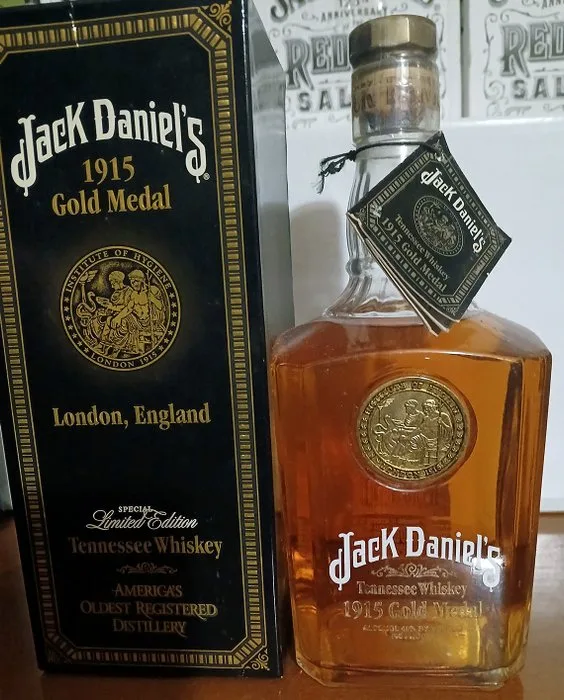 Jack Daniel's 1915 Gold Medal - b. 2000s - 750ml