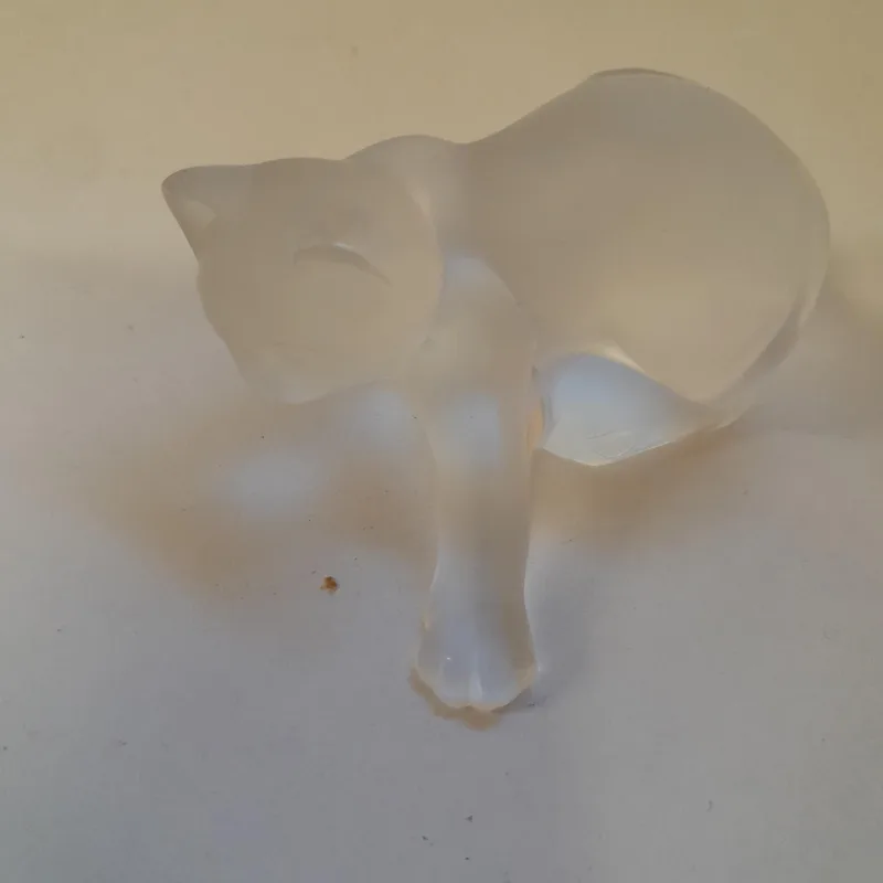 Lalique glass cat in good order