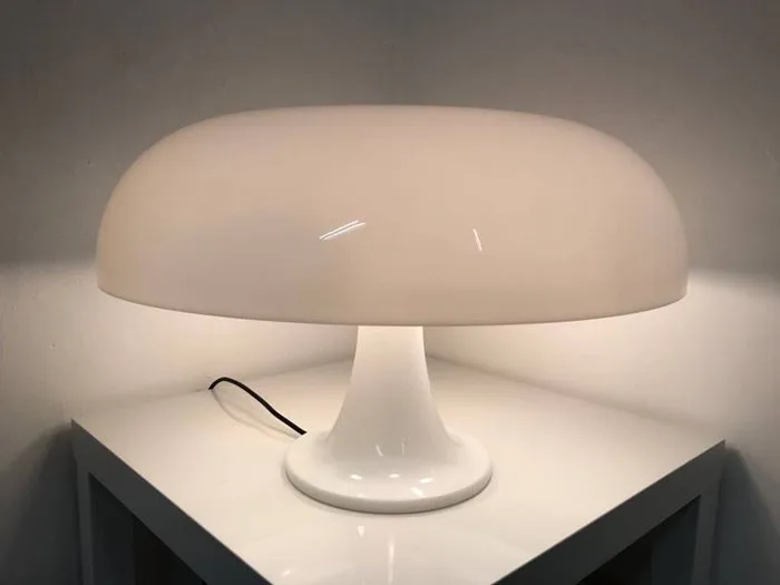 Artemide - Giancarlo Mattioli - Table lamp - Nesso Bianco - ABS N0-RP