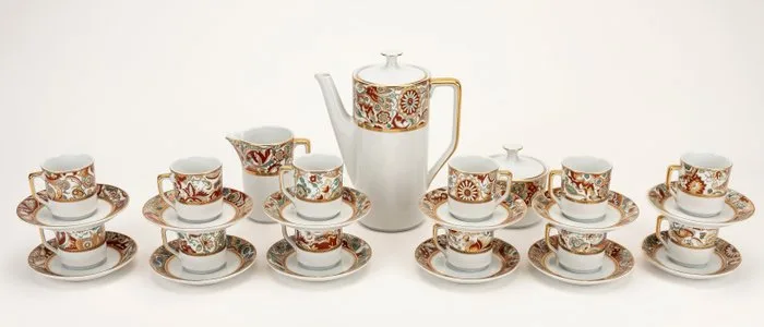 Limoges - Coffee set for 12 (12) - Porcelain - Elegant coffee service