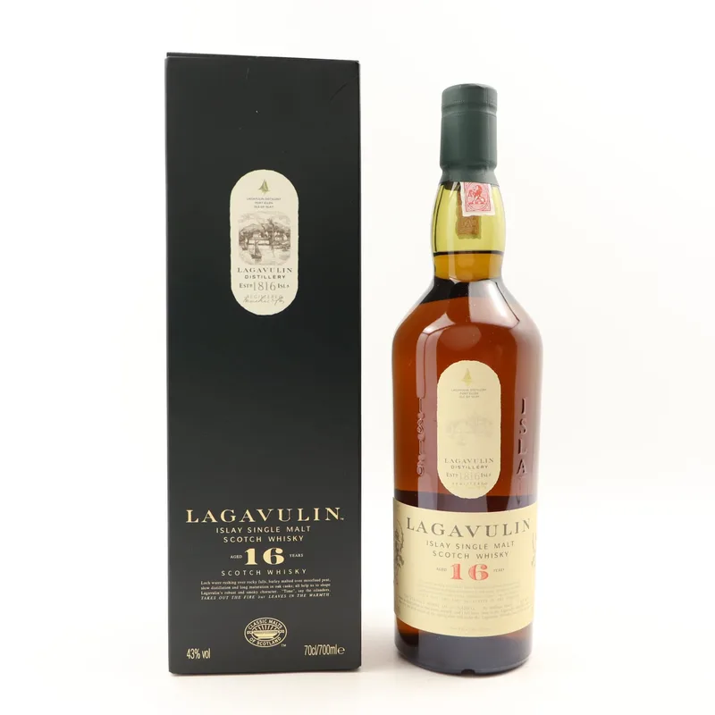 Lagavulin – 16 Year Old (70cl, 43%)