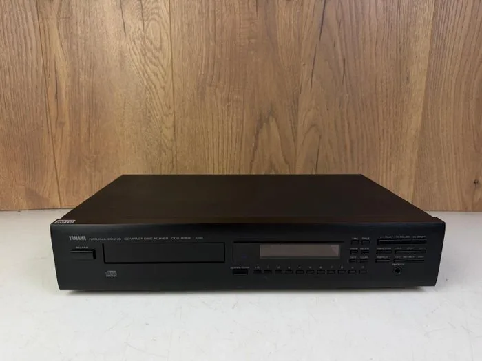 Yamaha - CDX-530E CD player