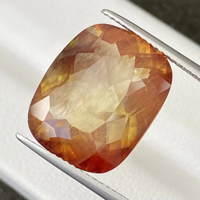Mixed gemstones - 12.37 ct - International Colored Gemstone Association (ICA GemLab) - Rare Andesine Feldspar