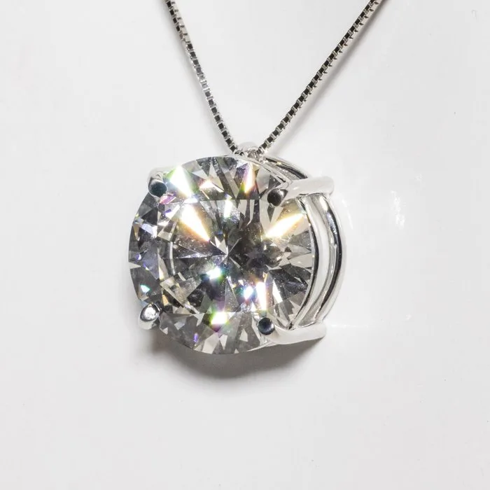 Necklace with pendant - 18 kt. White gold - 5.02ct. tw. Diamond (Lab-grown) - F VVS2 3EX