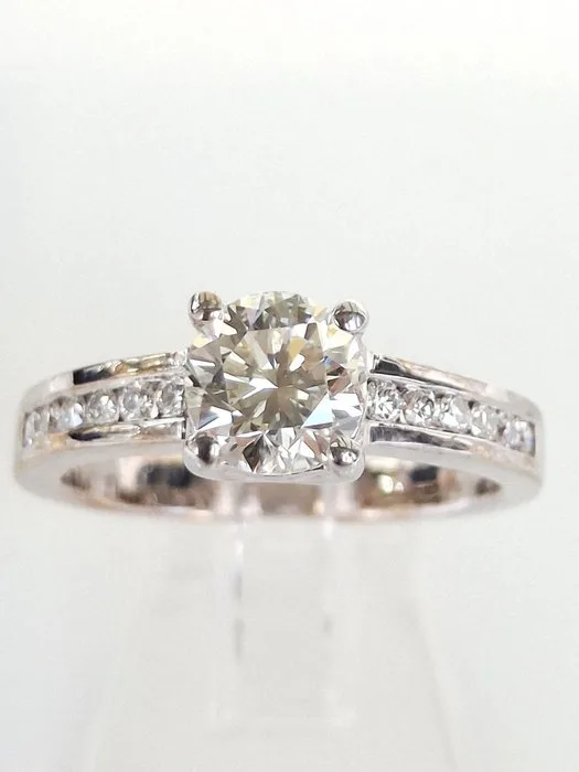 Engagement ring - 18 kt. White gold - 1.30ct. tw. Diamond (Natural) - Diamond